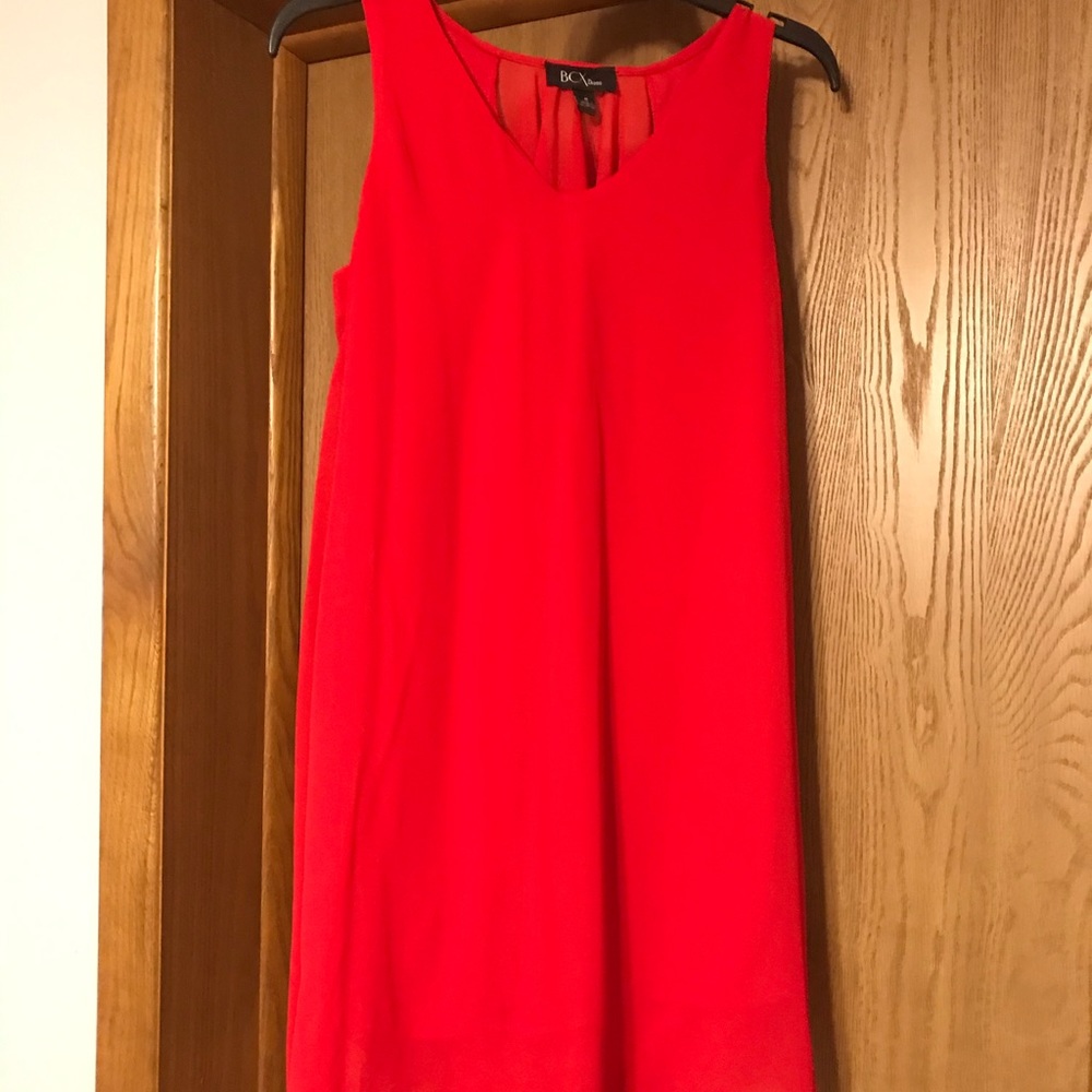 Red sleeveless dress